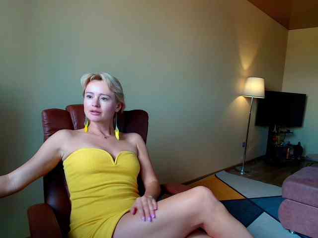 MissMotivated webcam