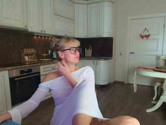 MissMotivated webcam