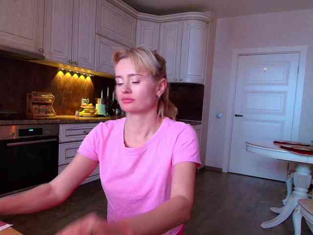 MissMotivated webcam