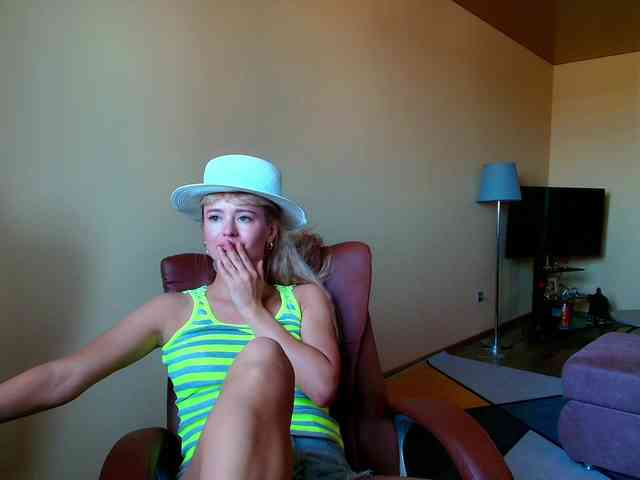 MissMotivated webcam