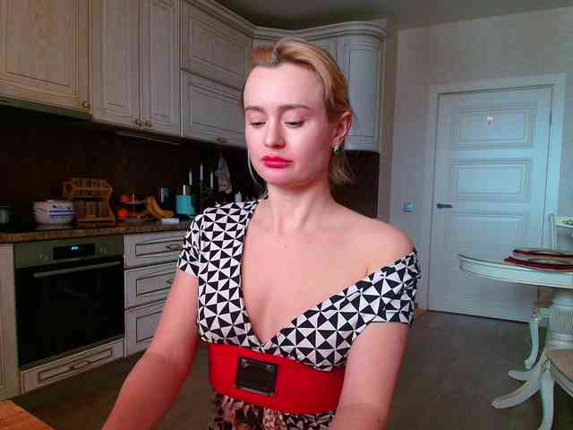 MissMotivated webcam