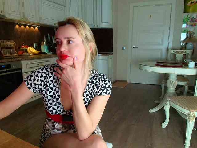 MissMotivated webcam