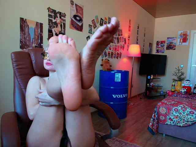 MissMotivated webcam