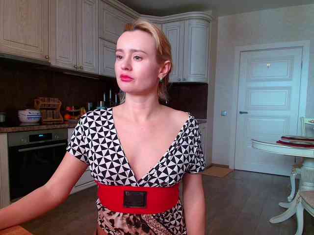 MissMotivated webcam