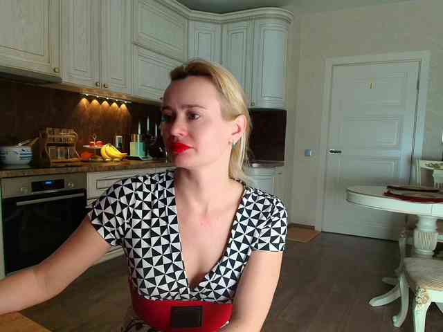 MissMotivated webcam