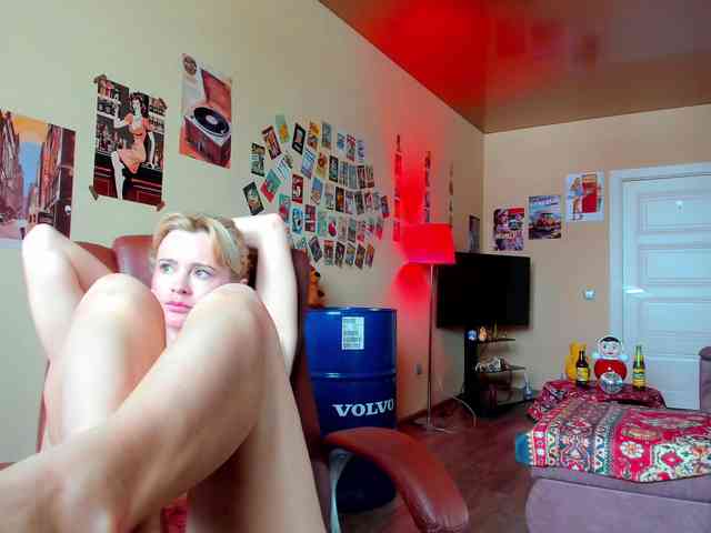 MissMotivated webcam