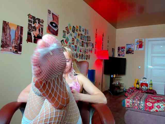 MissMotivated webcam