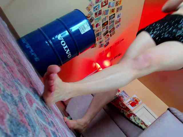 MissMotivated webcam