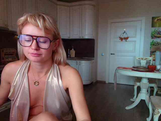 MissMotivated webcam