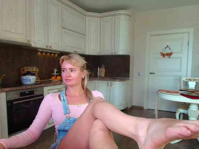 MissMotivated webcam