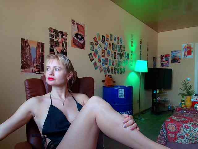 MissMotivated webcam