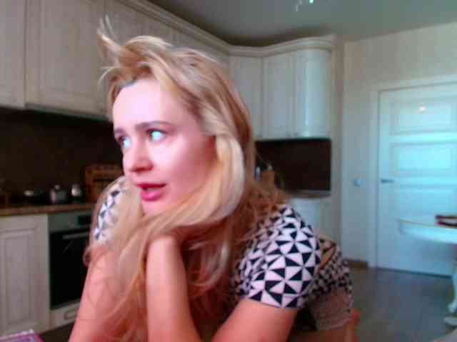 MissMotivated webcam