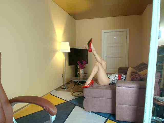 MissMotivated webcam