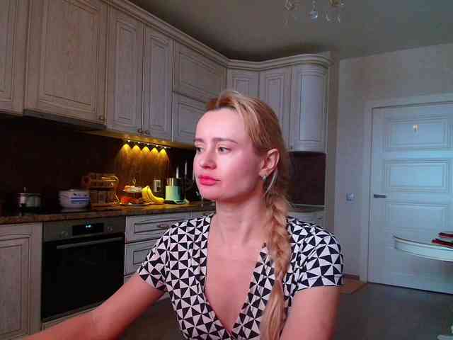 MissMotivated webcam