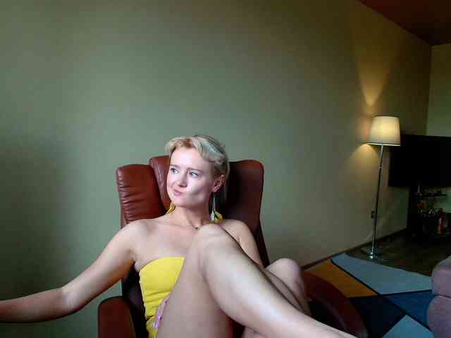 MissMotivated webcam