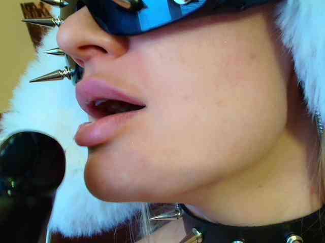 MissMotivated webcam