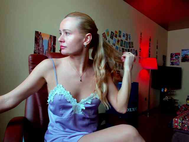 MissMotivated webcam