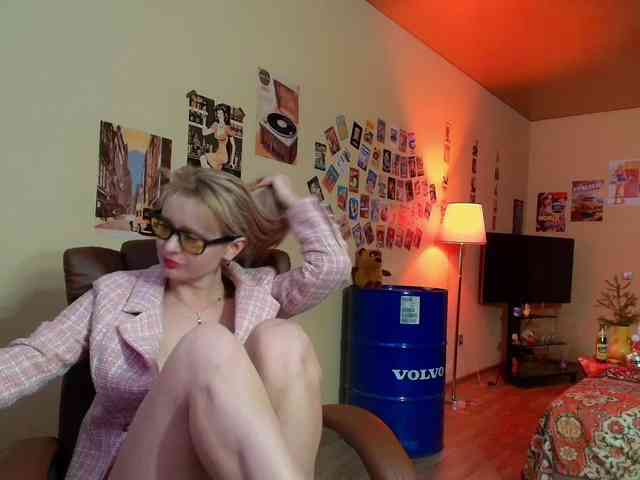 MissMotivated webcam