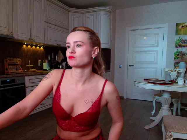 MissMotivated webcam