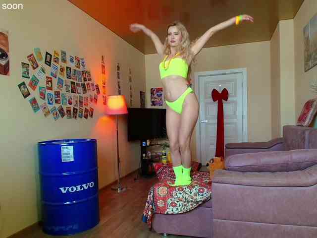 MissMotivated webcam