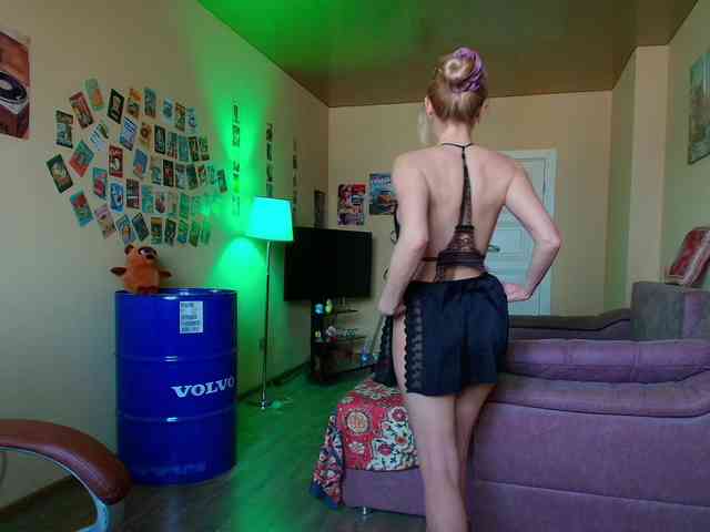 MissMotivated webcam