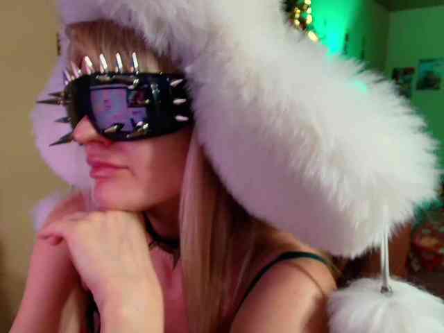 MissMotivated webcam