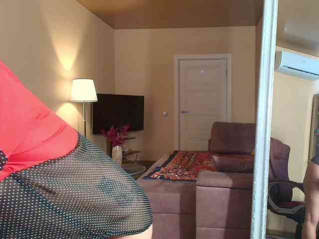 MissMotivated webcam