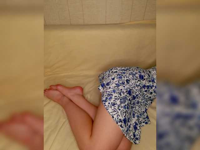 little-pussy3's BongaCams show and profile