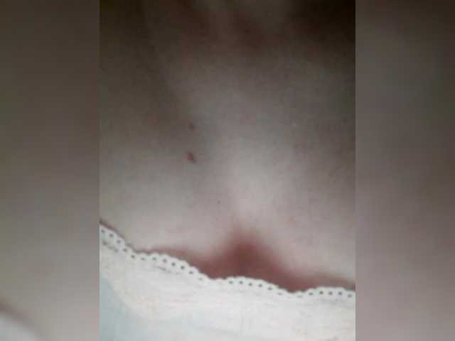 little-pussy3's BongaCams show and profile