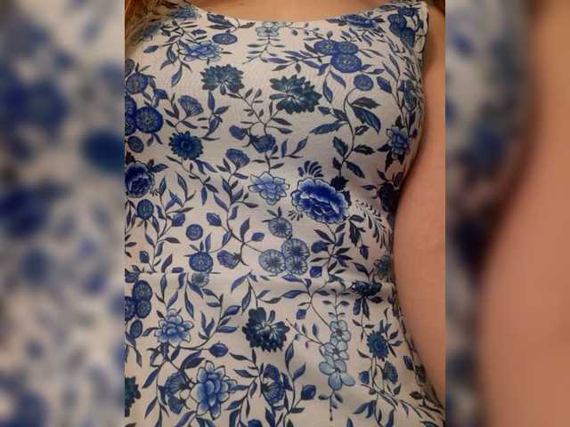 little-pussy3's BongaCams show and profile