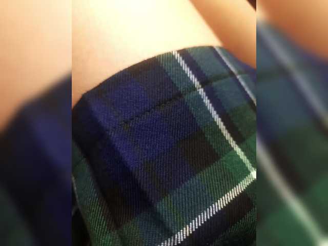 little-pussy3's BongaCams show and profile