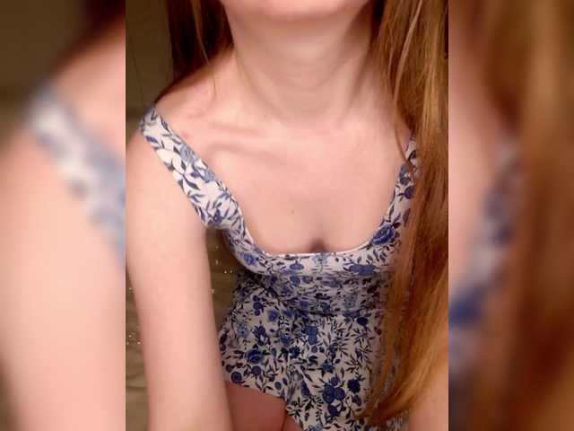 little-pussy3's BongaCams show and profile