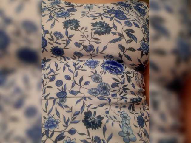 little-pussy3's BongaCams show and profile