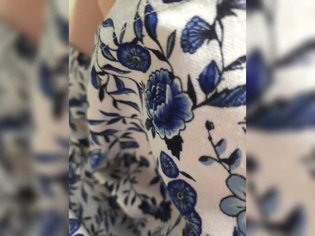 little-pussy3's BongaCams show and profile