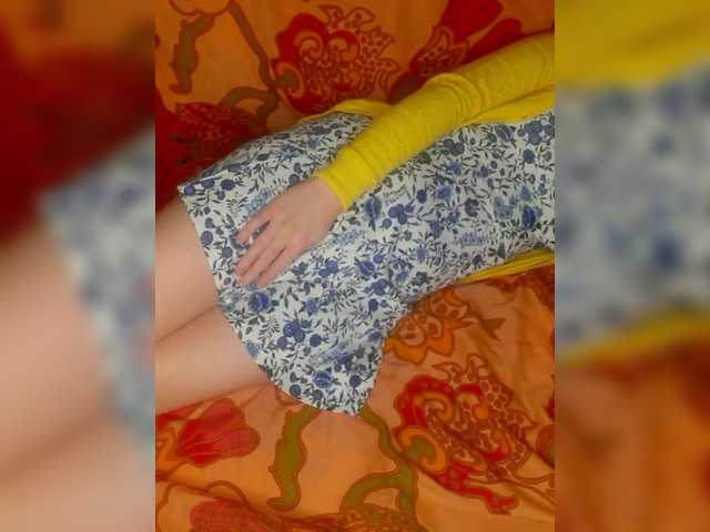 little-pussy3's BongaCams show and profile