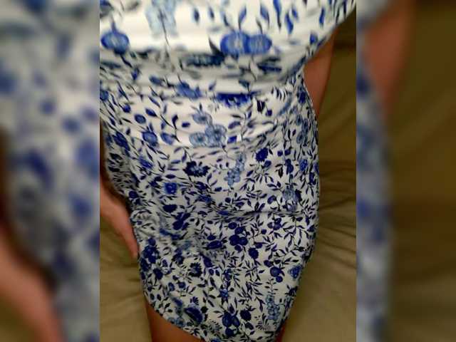 little-pussy3's BongaCams show and profile