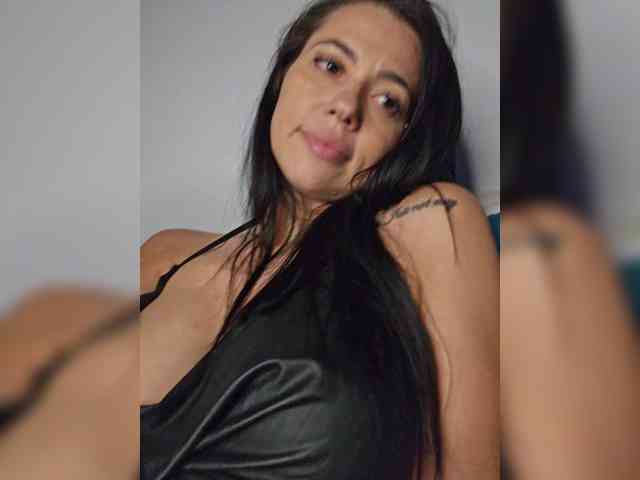 Hottbrune3tte Hottbrune3tte