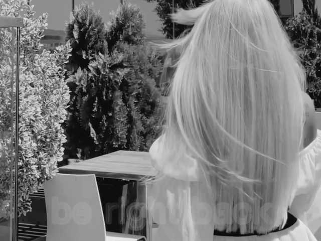 meow's BongaCams show and profile