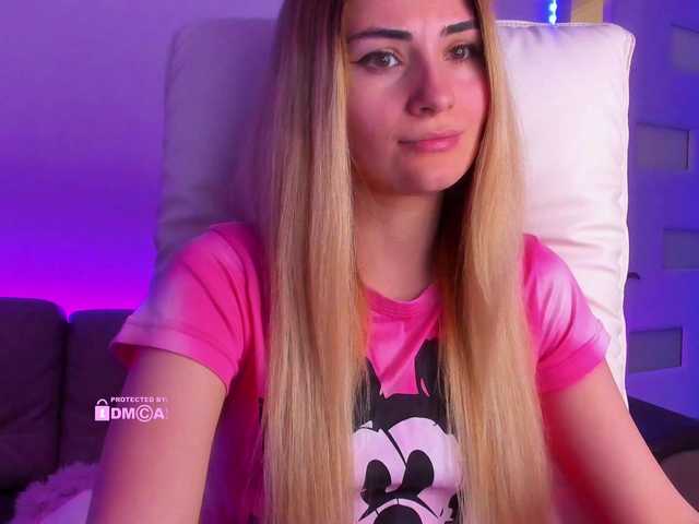 meow's BongaCams show and profile