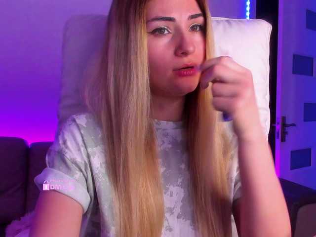 meow's BongaCams show and profile