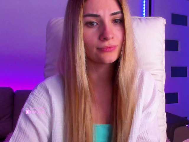 meow's BongaCams show and profile