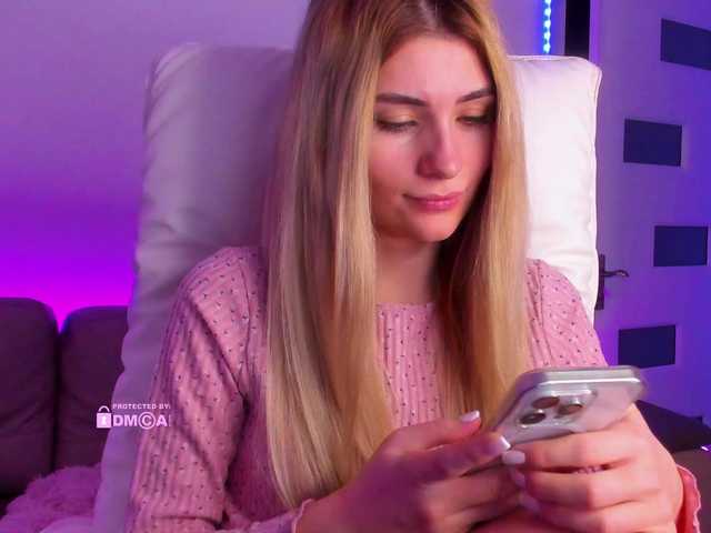 meow's BongaCams show and profile