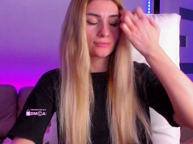 meow's BongaCams show and profile