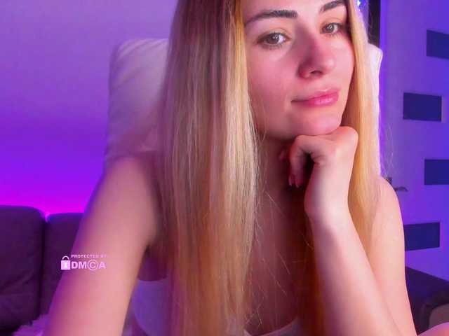 meow's BongaCams show and profile