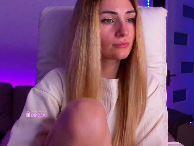 meow's BongaCams show and profile