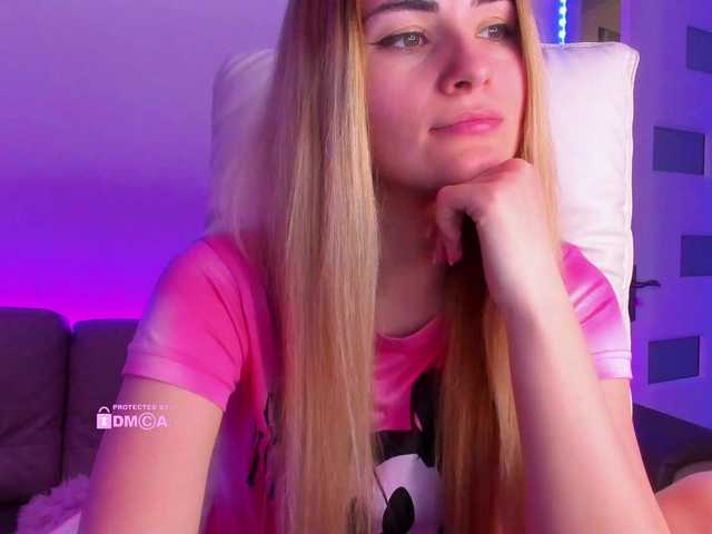 meow's BongaCams show and profile