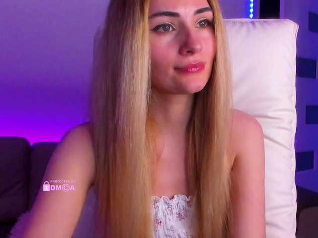 meow's BongaCams show and profile