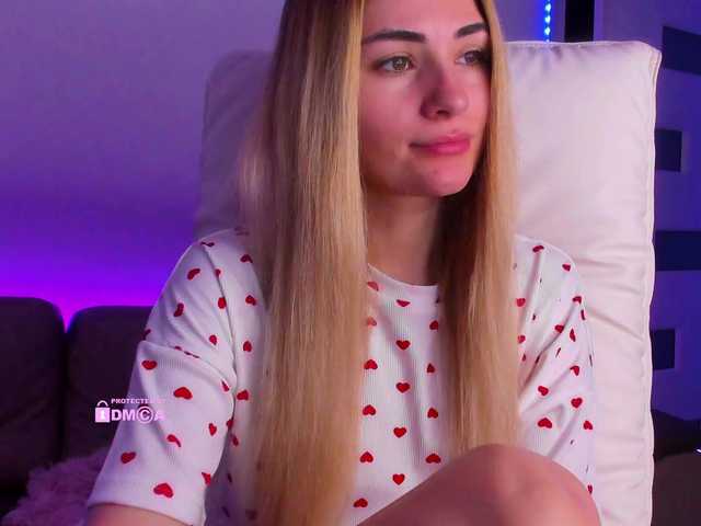 meow's BongaCams show and profile