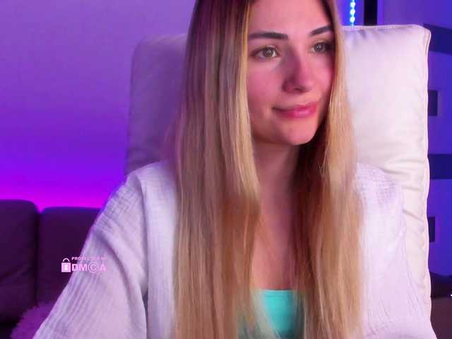 meow's BongaCams show and profile