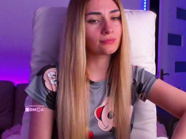 meow's BongaCams show and profile